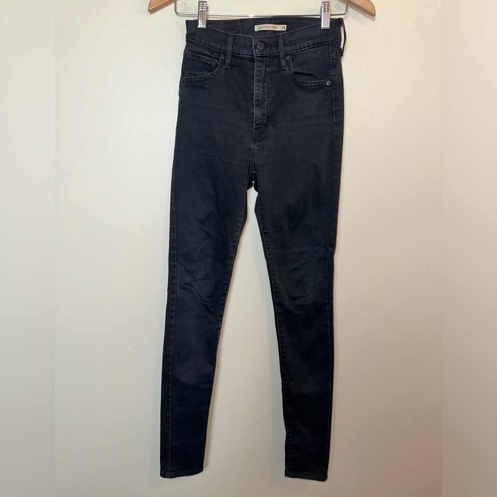 Levis Size 26”